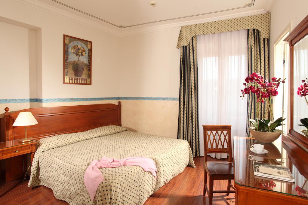 Hotel Alessandrino Rom Værelse billede